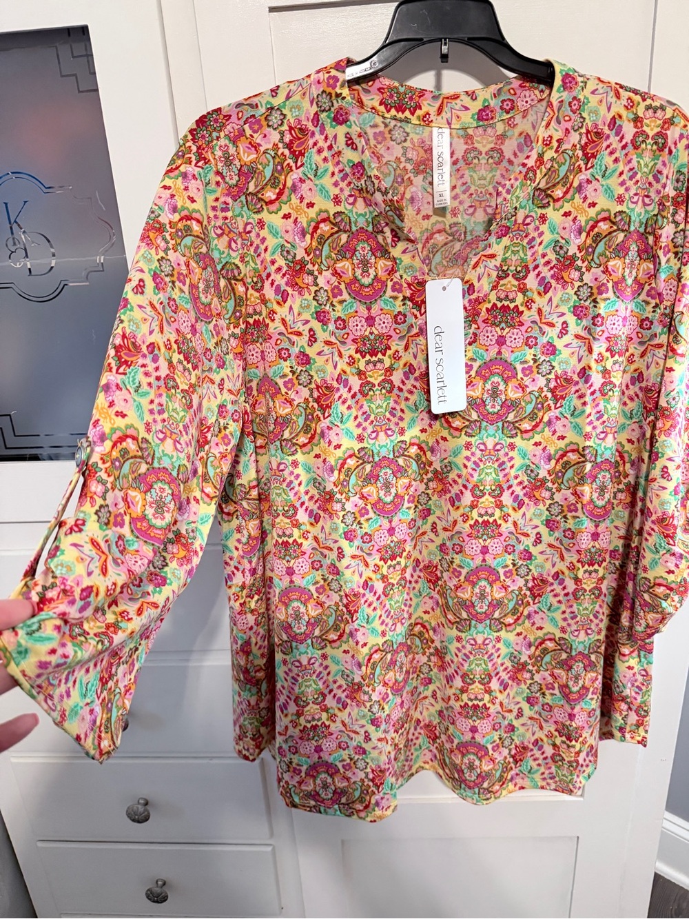 Dear Scarlett Floral Paisley V-Neck Tunic in Pink & Green